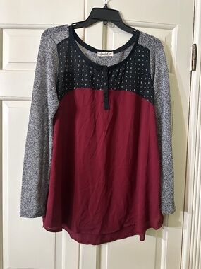 Scrapbook || Size XL || Long Sleeved Multicolored Blouse || Excellent Condition